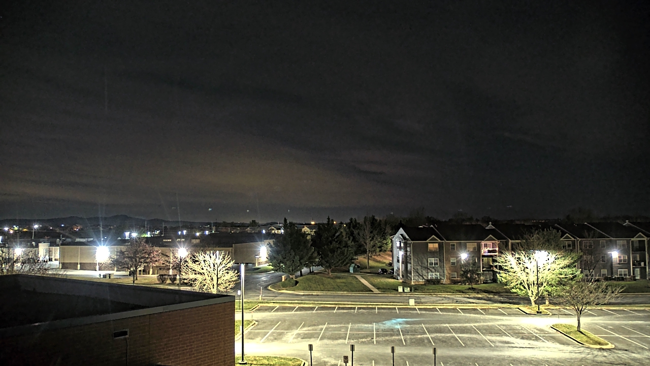 Thumbnail for current weather camera view from Crestwood MS in Ballenger Creek, Maryland