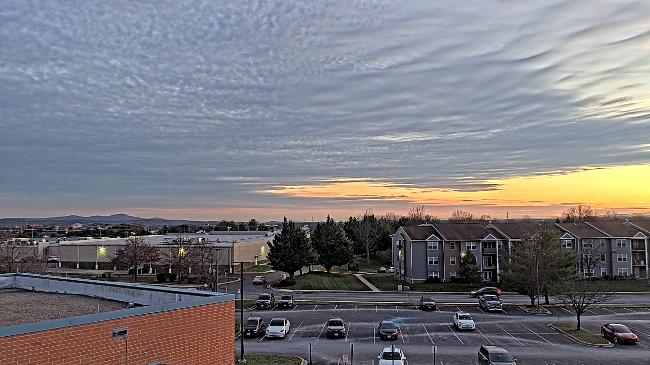 Thumbnail for current weather camera view from Crestwood MS in Ballenger Creek, Maryland