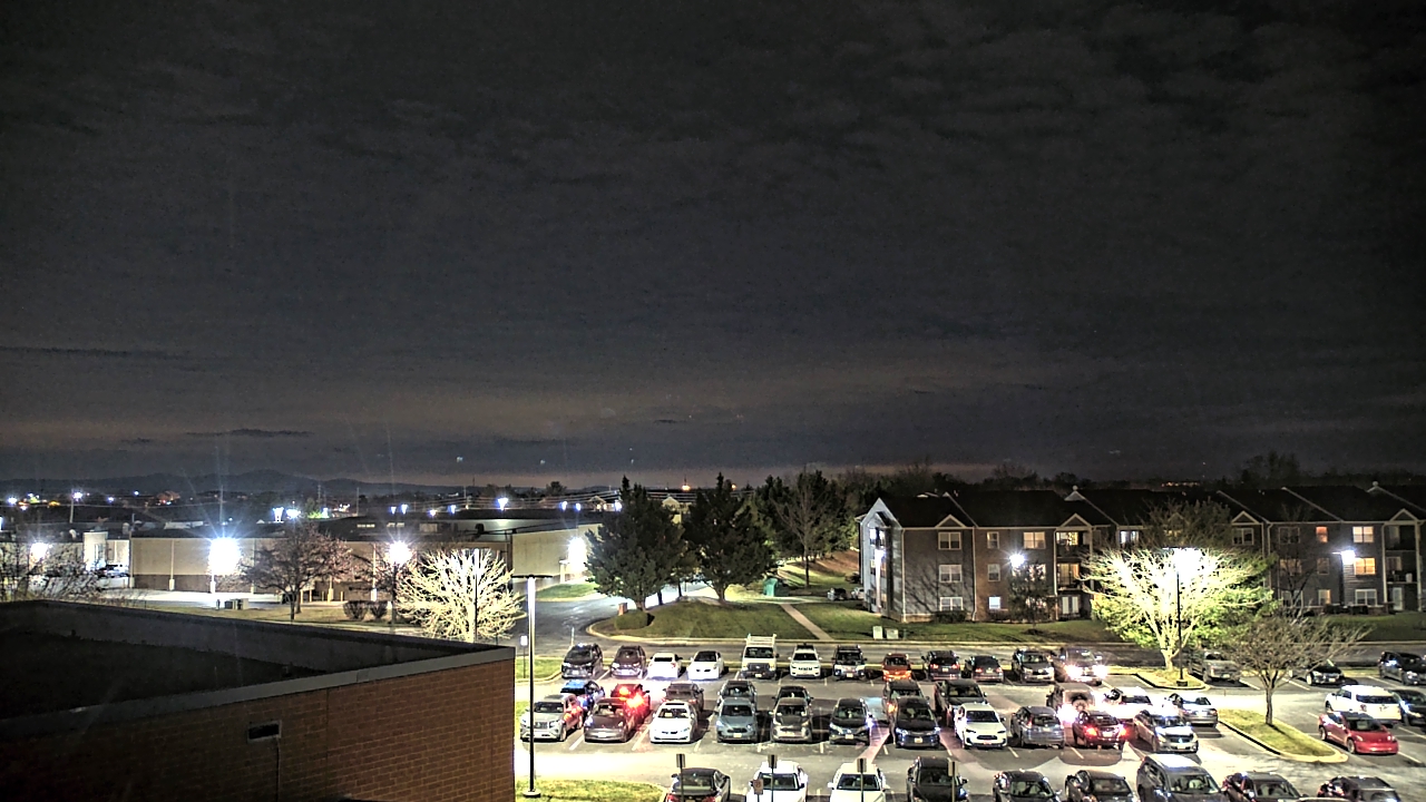 Thumbnail for current weather camera view from Crestwood MS in Ballenger Creek, Maryland