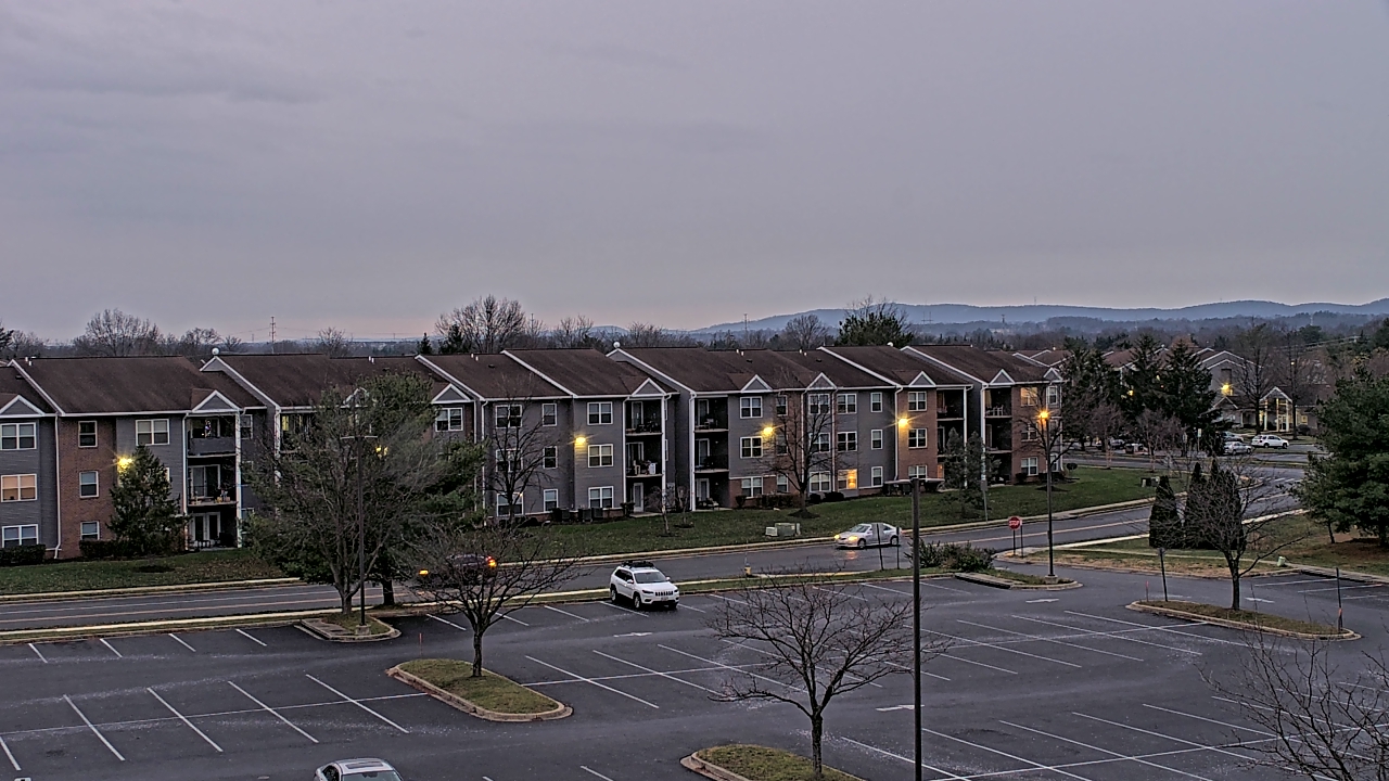 Thumbnail for current weather camera view from Crestwood MS in Ballenger Creek, Maryland