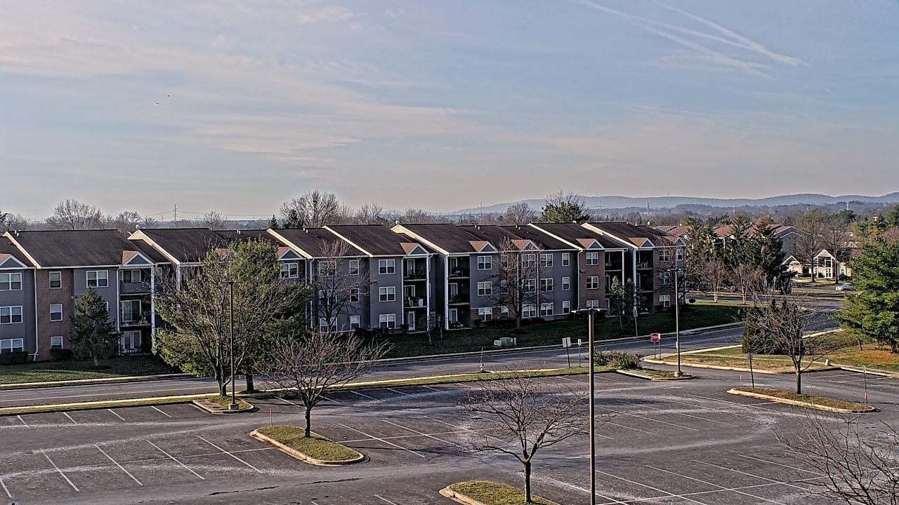 Thumbnail for current weather camera view from Crestwood MS in Ballenger Creek, Maryland