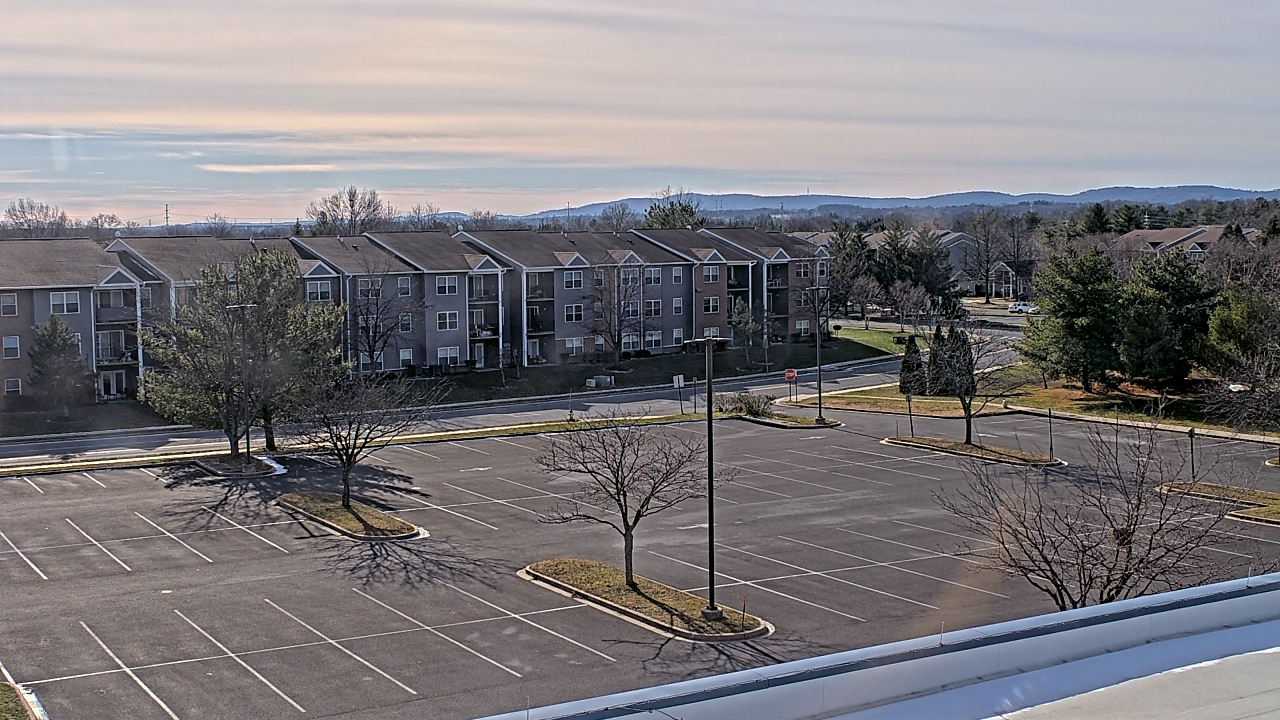 Thumbnail for current weather camera view from Crestwood MS in Ballenger Creek, Maryland