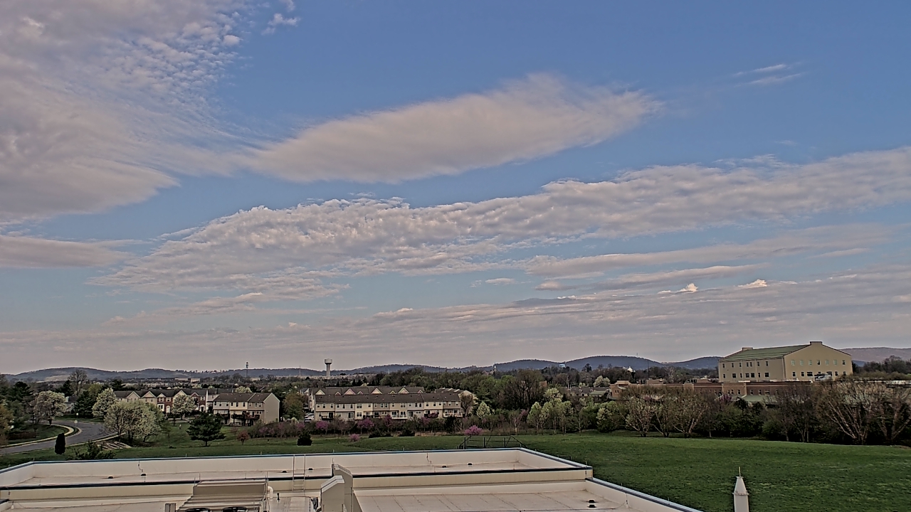 Thumbnail for current weather camera view from Crestwood MS in Ballenger Creek, Maryland