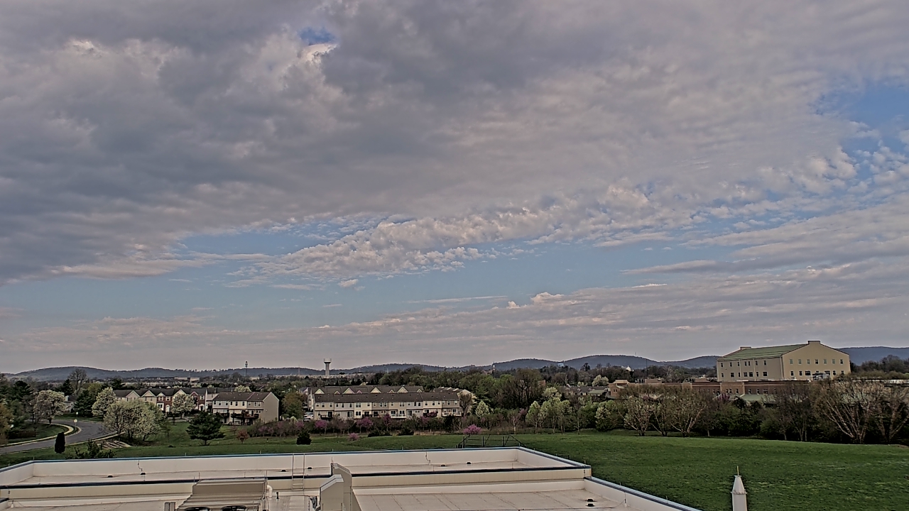 Thumbnail for current weather camera view from Crestwood MS in Ballenger Creek, Maryland