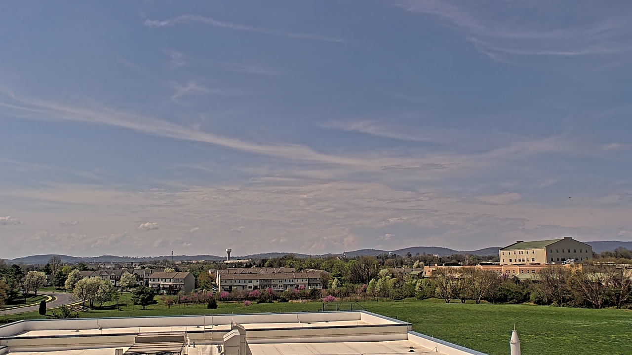 Thumbnail for current weather camera view from Crestwood MS in Ballenger Creek, Maryland