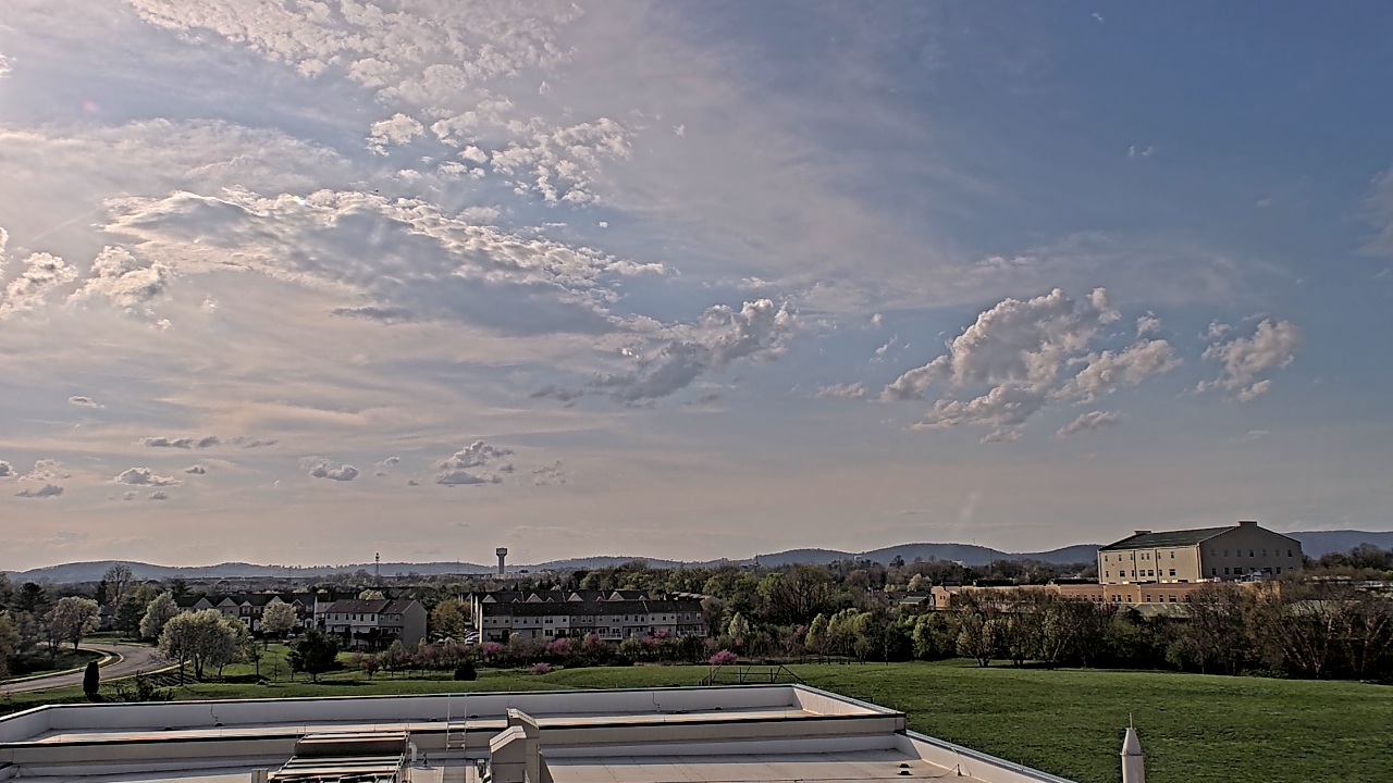 Thumbnail for current weather camera view from Crestwood MS in Ballenger Creek, Maryland