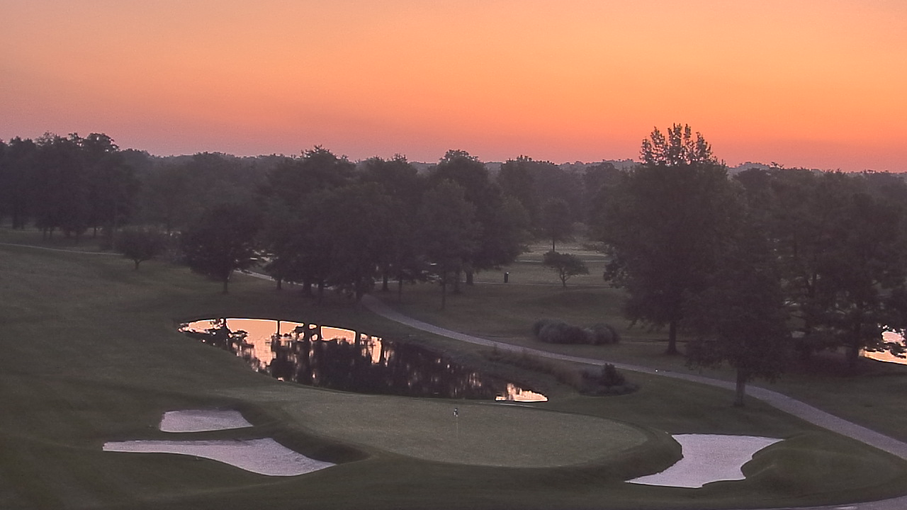 Thumbnail for current weather camera view from International Country Club in Chantilly, Virginia