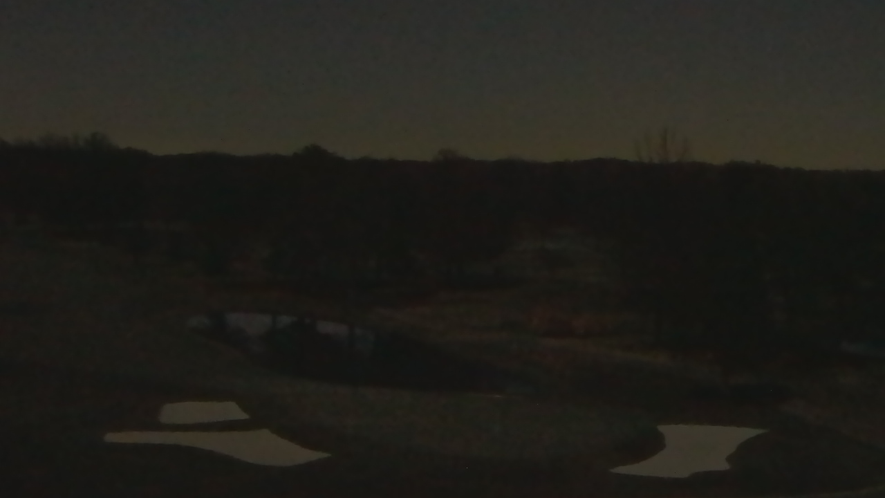 Thumbnail for current weather camera view from International Country Club in Chantilly, Virginia