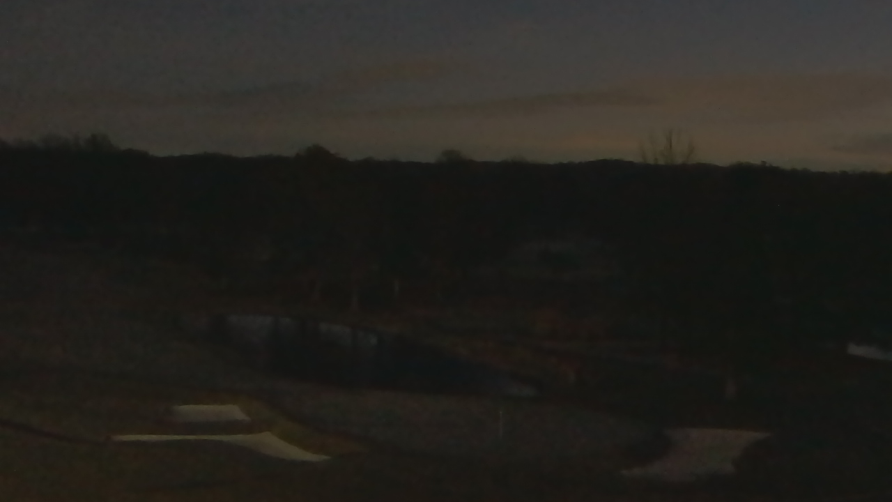 Thumbnail for current weather camera view from International Country Club in Chantilly, Virginia