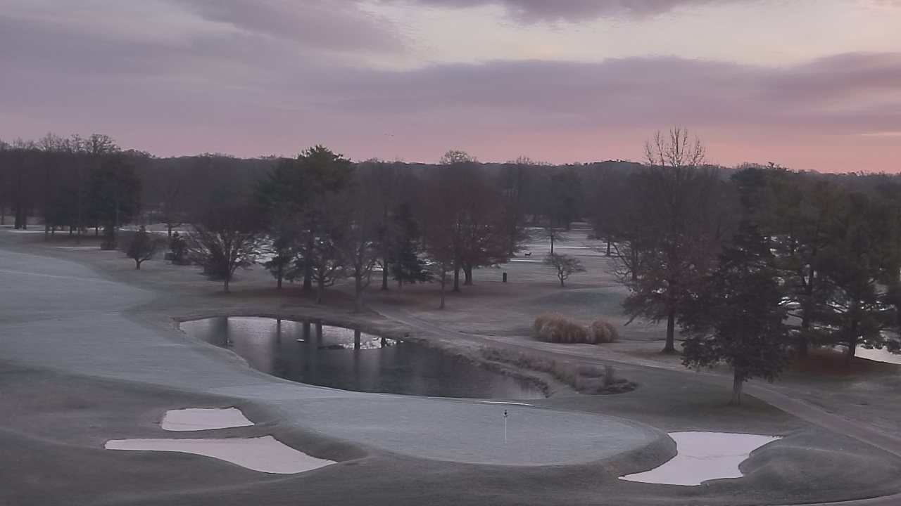 Thumbnail for current weather camera view from International Country Club in Chantilly, Virginia
