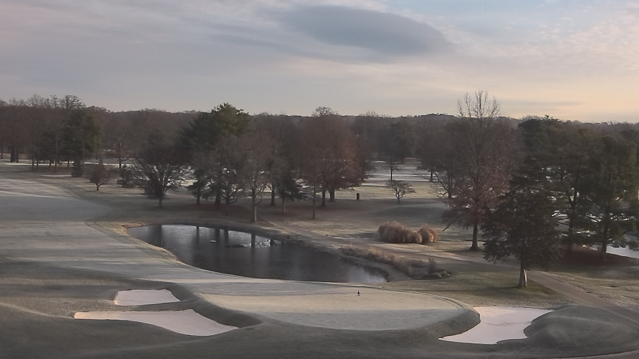 Thumbnail for current weather camera view from International Country Club in Chantilly, Virginia