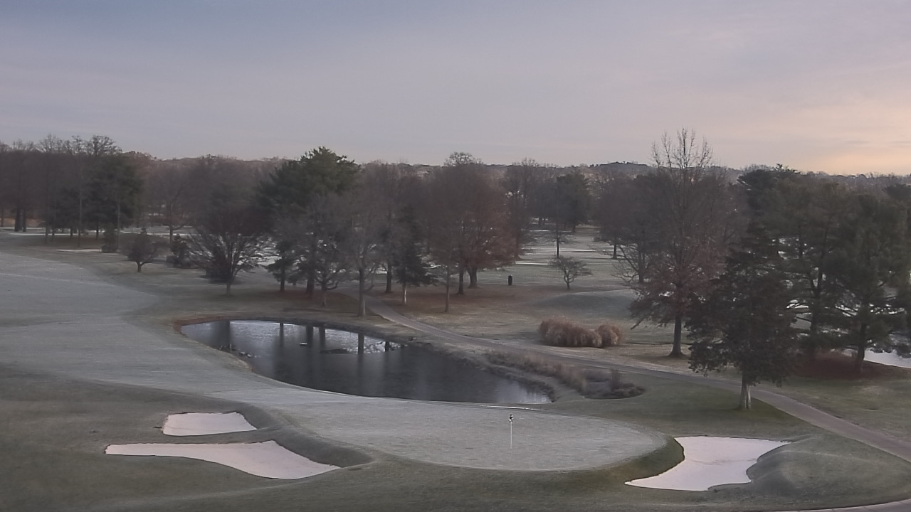 Thumbnail for current weather camera view from International Country Club in Chantilly, Virginia