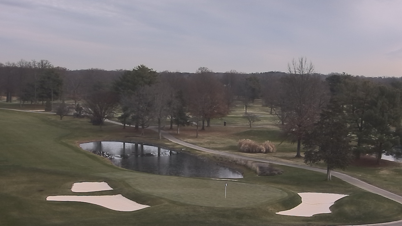 Thumbnail for current weather camera view from International Country Club in Chantilly, Virginia