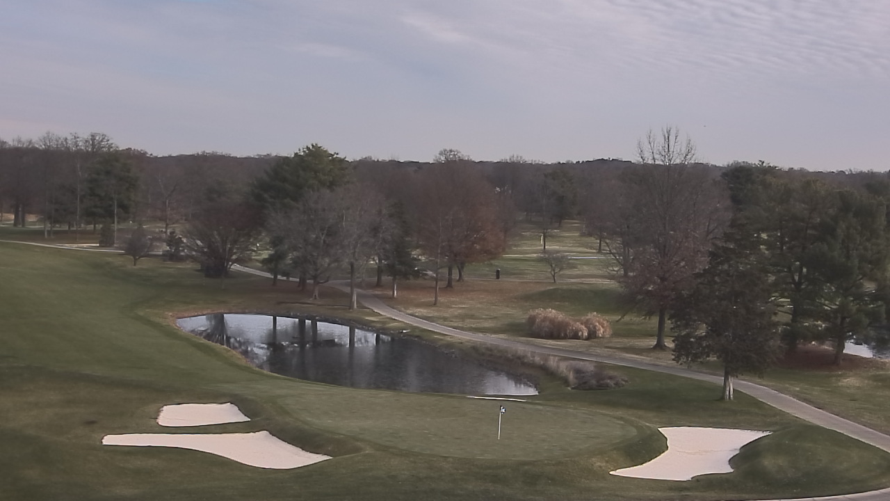 Thumbnail for current weather camera view from International Country Club in Chantilly, Virginia