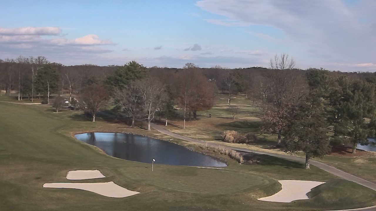 Thumbnail for current weather camera view from International Country Club in Chantilly, Virginia