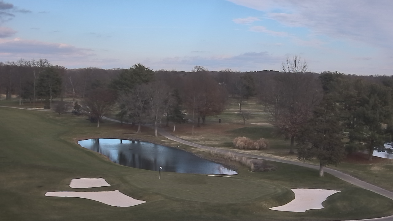 Thumbnail for current weather camera view from International Country Club in Chantilly, Virginia