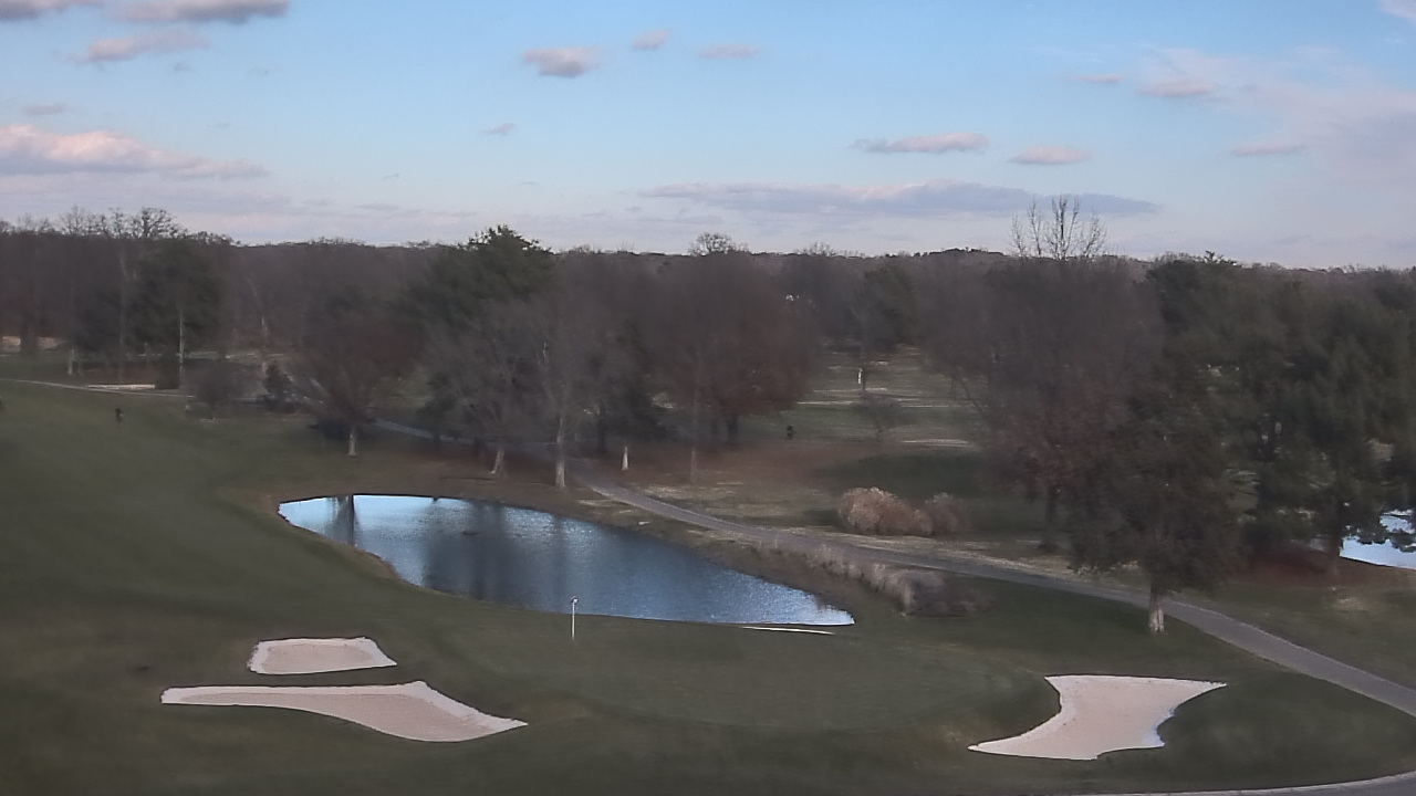 Thumbnail for current weather camera view from International Country Club in Chantilly, Virginia