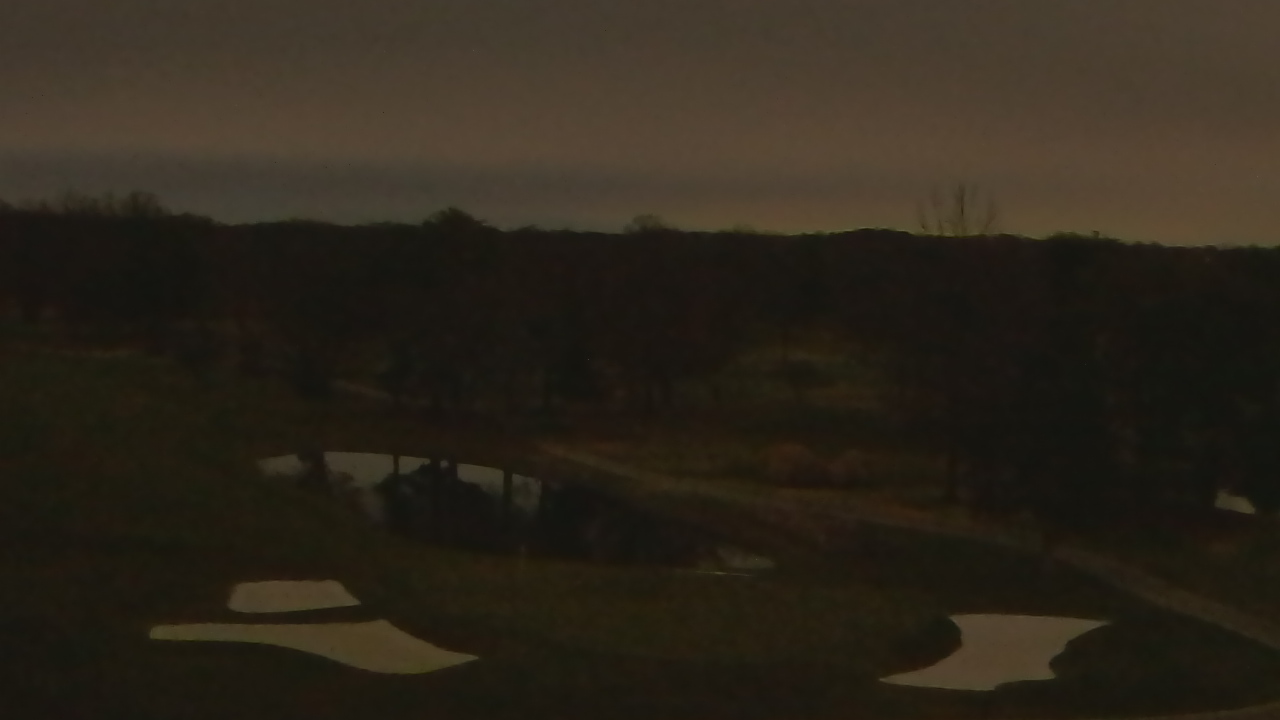 Thumbnail for current weather camera view from International Country Club in Chantilly, Virginia