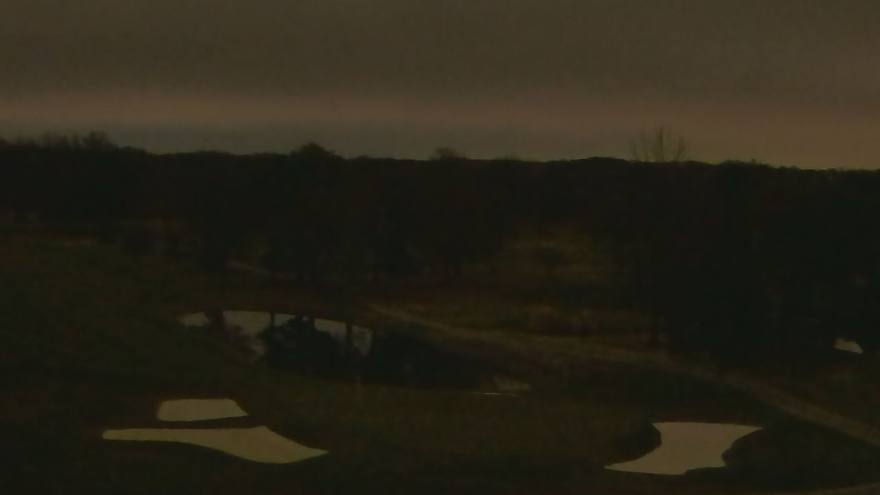 Thumbnail for current weather camera view from International Country Club in Chantilly, Virginia