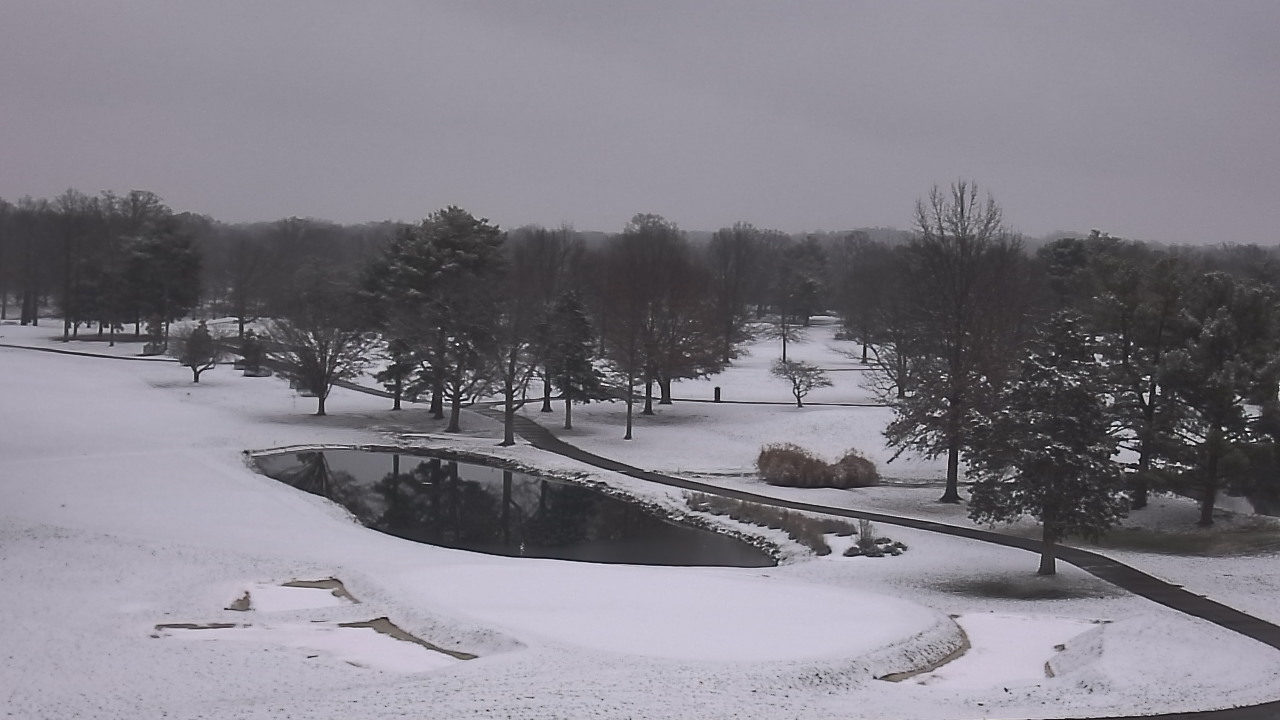 Thumbnail for current weather camera view from International Country Club in Chantilly, Virginia