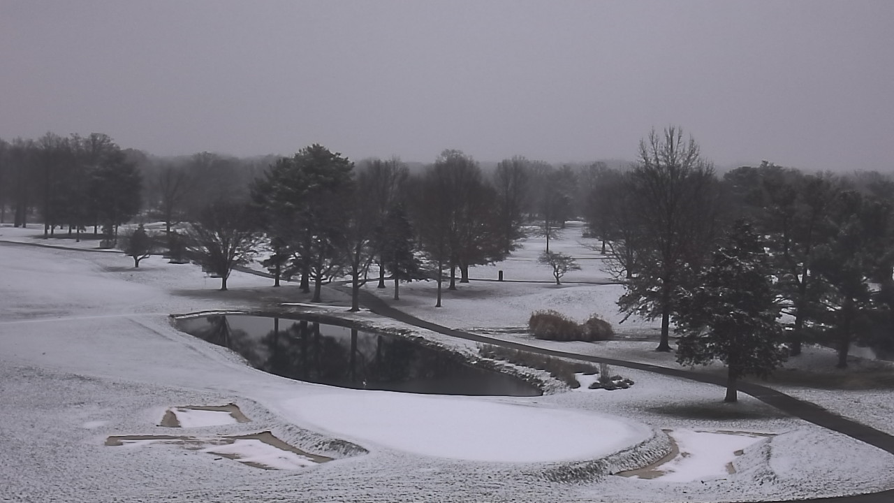 Thumbnail for current weather camera view from International Country Club in Chantilly, Virginia