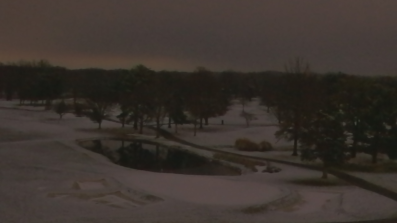 Thumbnail for current weather camera view from International Country Club in Chantilly, Virginia