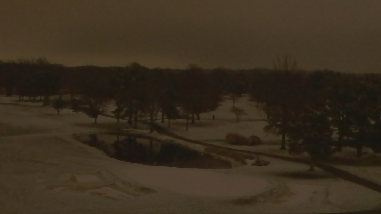 Thumbnail for current weather camera view from International Country Club in Chantilly, Virginia