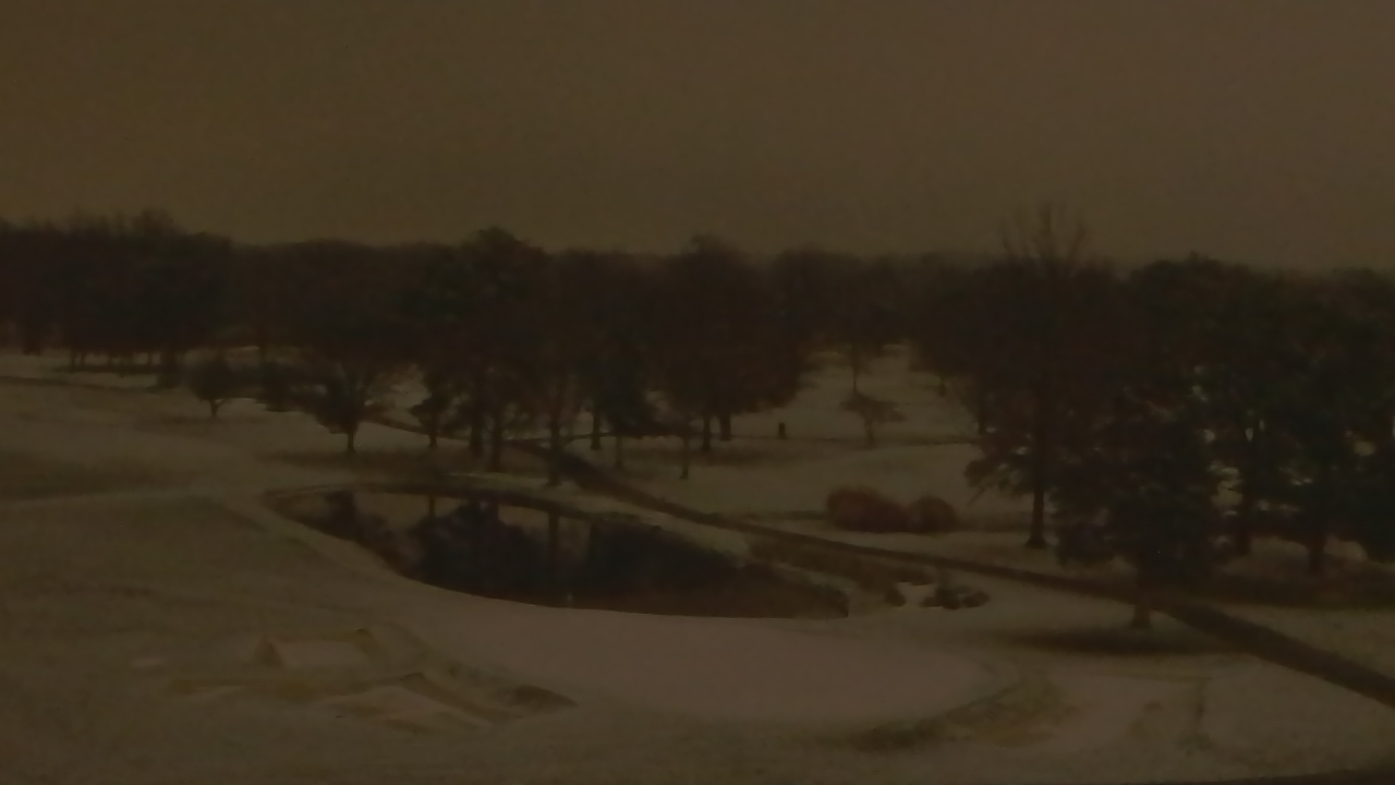 Thumbnail for current weather camera view from International Country Club in Chantilly, Virginia