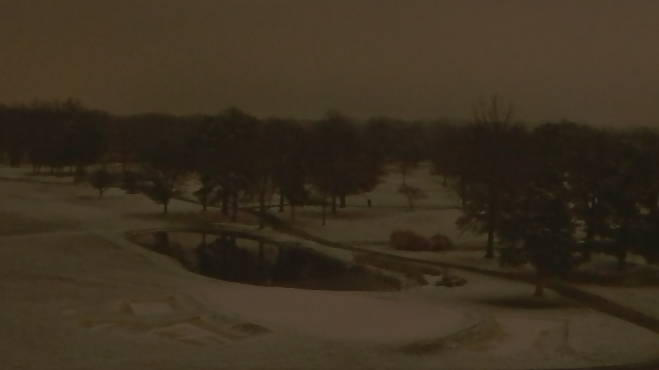 Thumbnail for current weather camera view from International Country Club in Chantilly, Virginia
