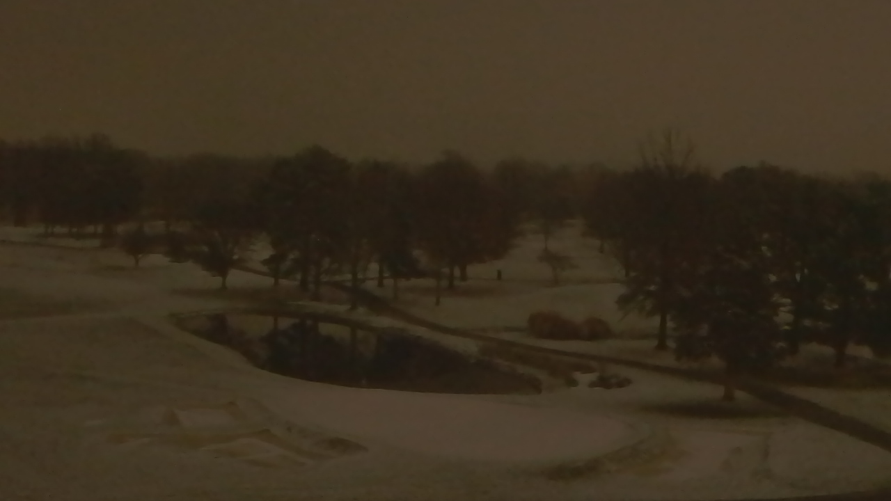 Thumbnail for current weather camera view from International Country Club in Chantilly, Virginia