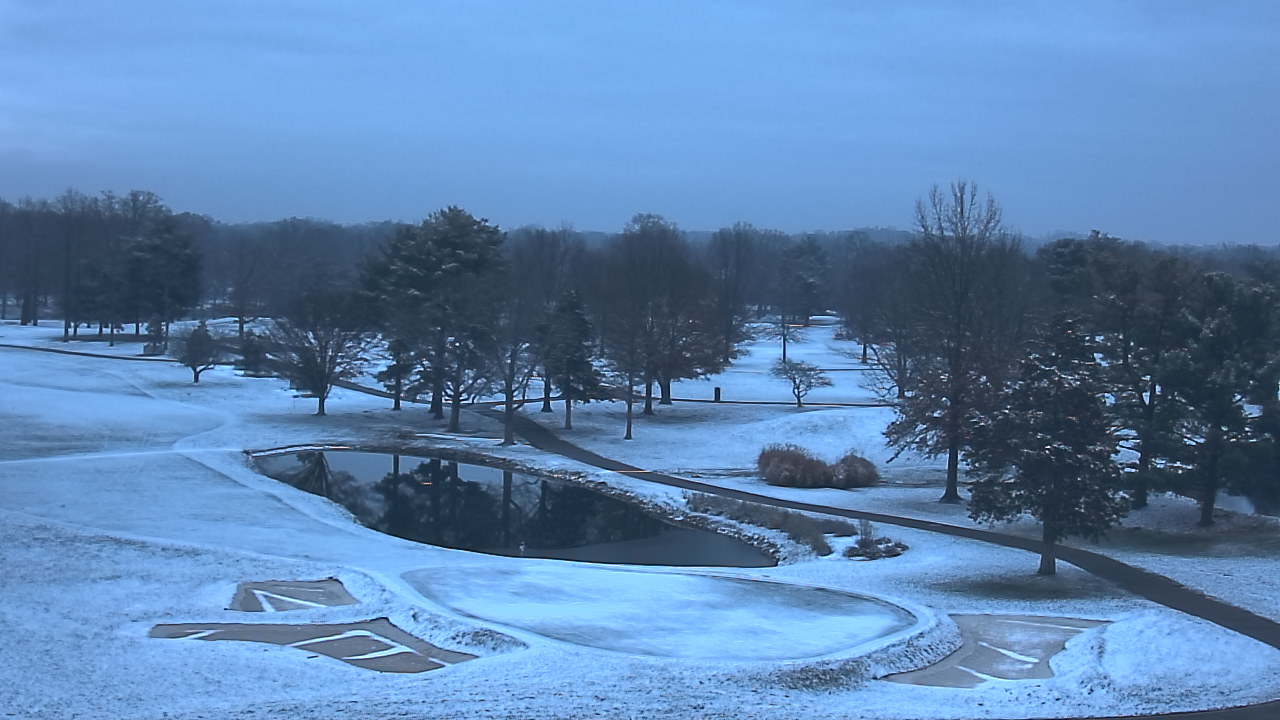 Thumbnail for current weather camera view from International Country Club in Chantilly, Virginia