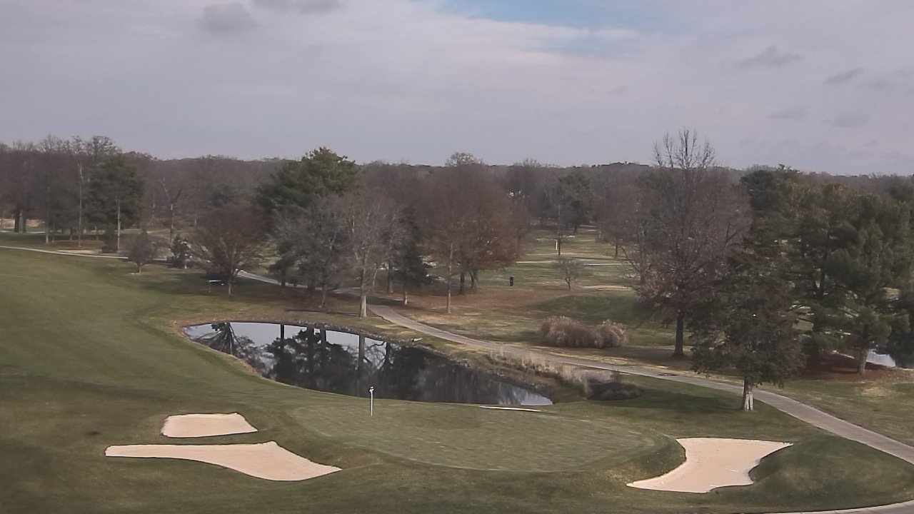 Thumbnail for current weather camera view from International Country Club in Chantilly, Virginia