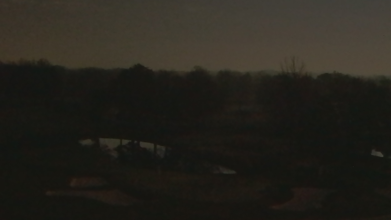 Thumbnail for current weather camera view from International Country Club in Chantilly, Virginia