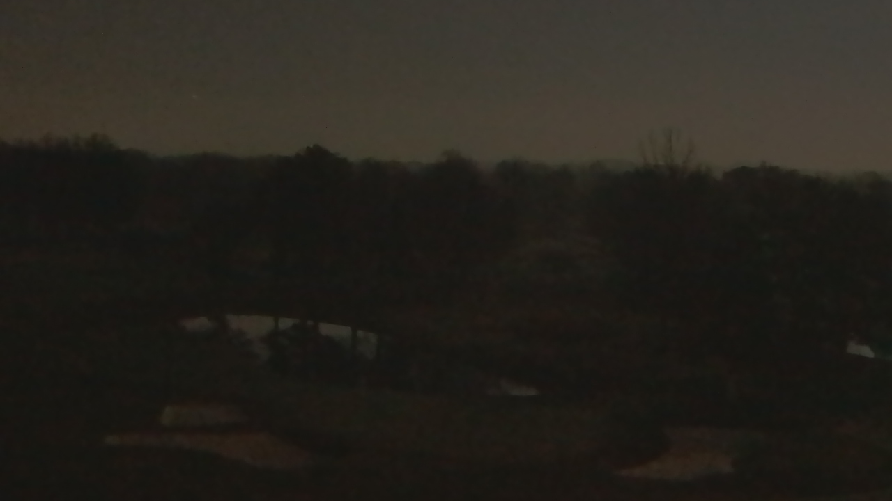 Thumbnail for current weather camera view from International Country Club in Chantilly, Virginia