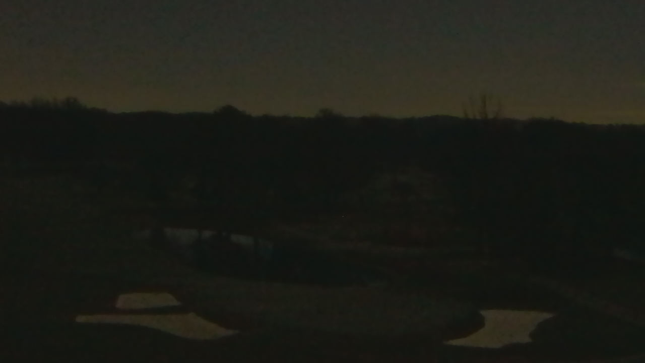 Thumbnail for current weather camera view from International Country Club in Chantilly, Virginia