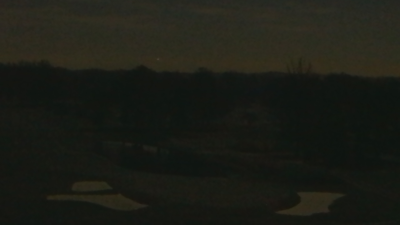 Thumbnail for current weather camera view from International Country Club in Chantilly, Virginia