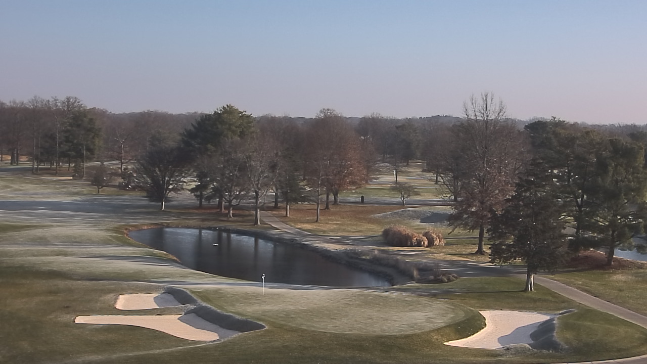 Thumbnail for current weather camera view from International Country Club in Chantilly, Virginia