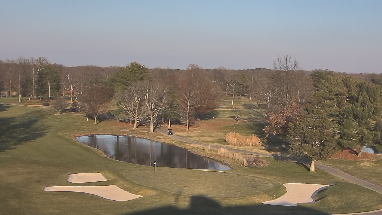 Thumbnail for current weather camera view from International Country Club in Chantilly, Virginia