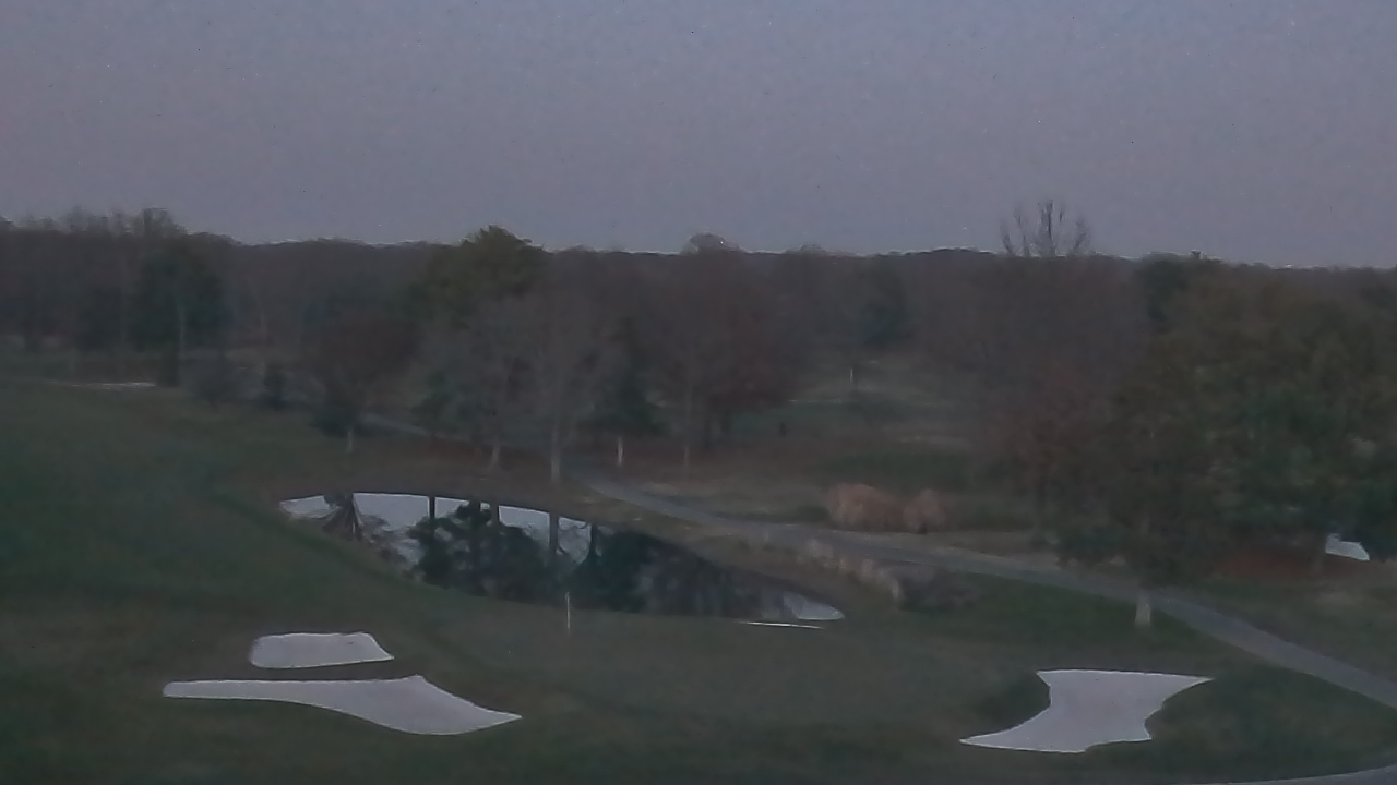 Thumbnail for current weather camera view from International Country Club in Chantilly, Virginia