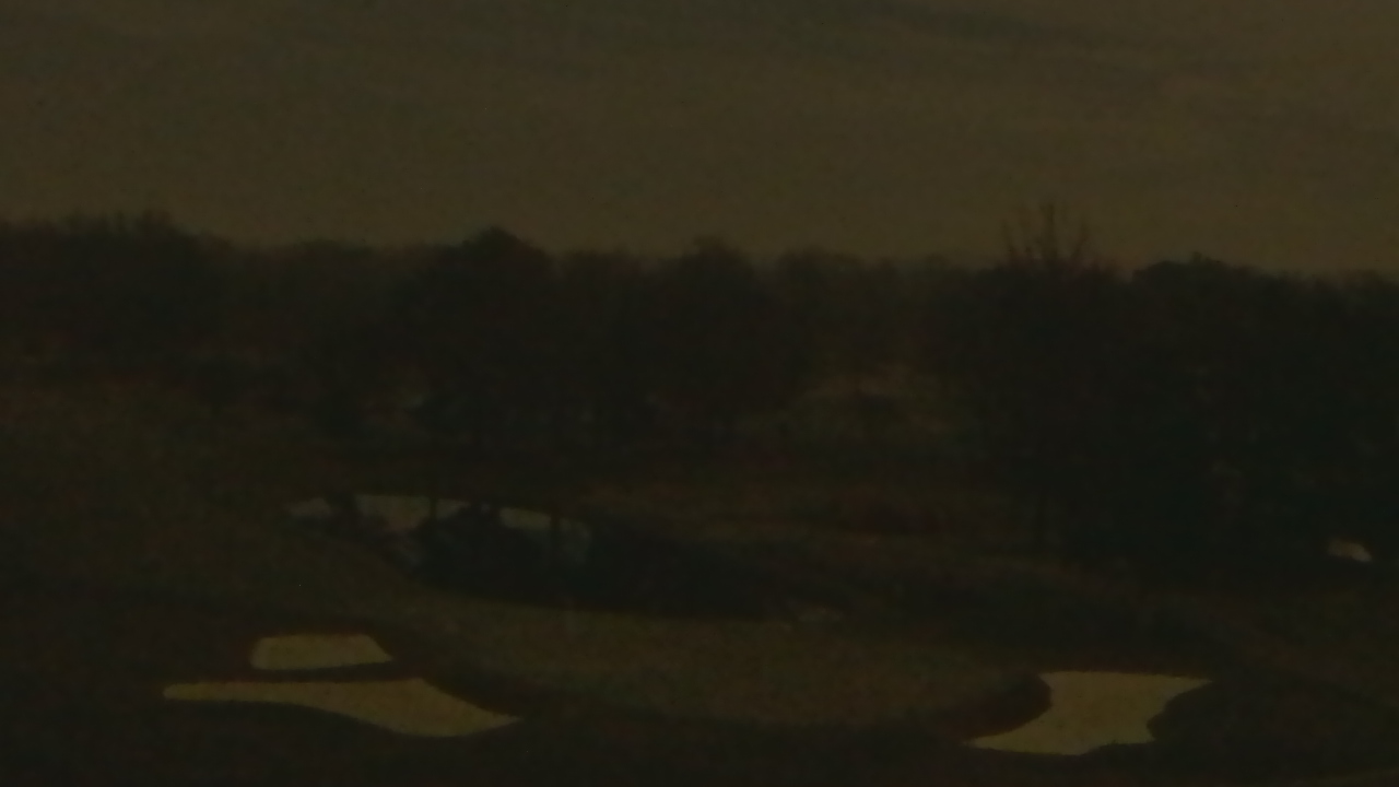 Thumbnail for current weather camera view from International Country Club in Chantilly, Virginia