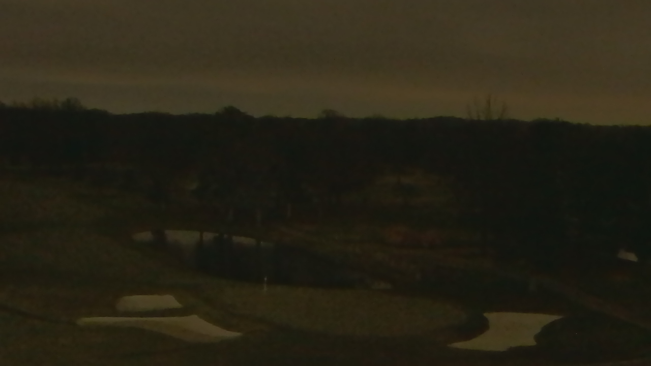 Thumbnail for current weather camera view from International Country Club in Chantilly, Virginia