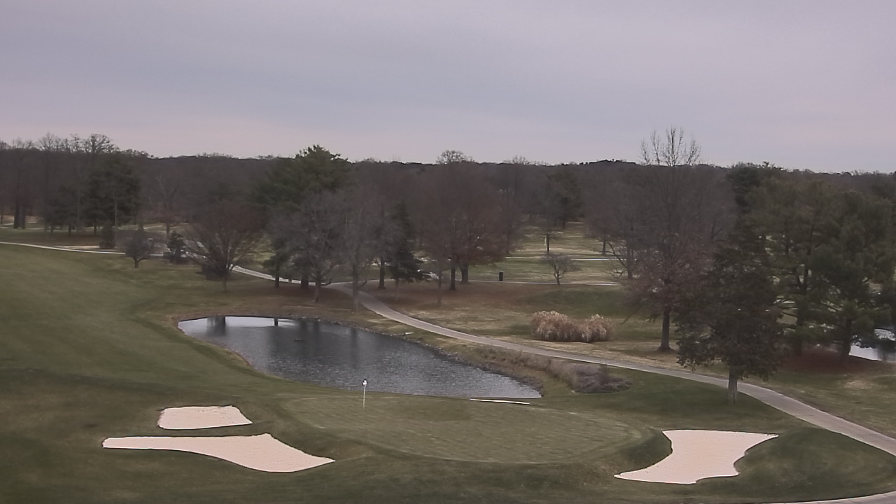 Thumbnail for current weather camera view from International Country Club in Chantilly, Virginia