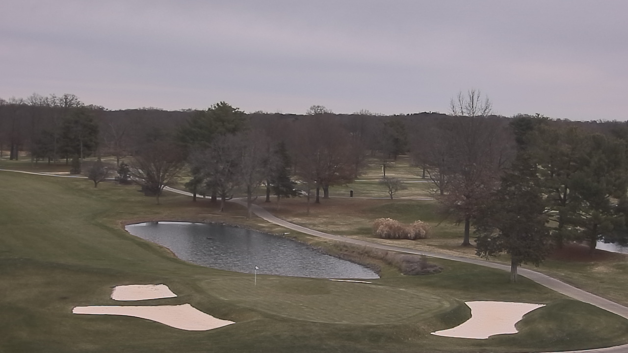 Thumbnail for current weather camera view from International Country Club in Chantilly, Virginia