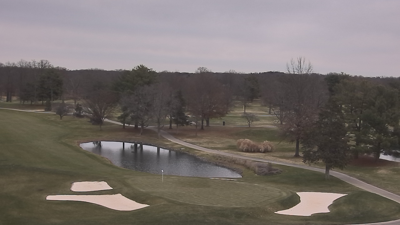 Thumbnail for current weather camera view from International Country Club in Chantilly, Virginia