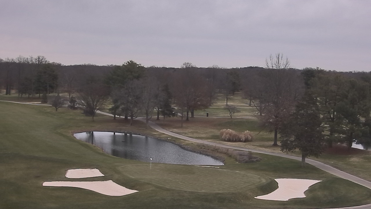Thumbnail for current weather camera view from International Country Club in Chantilly, Virginia