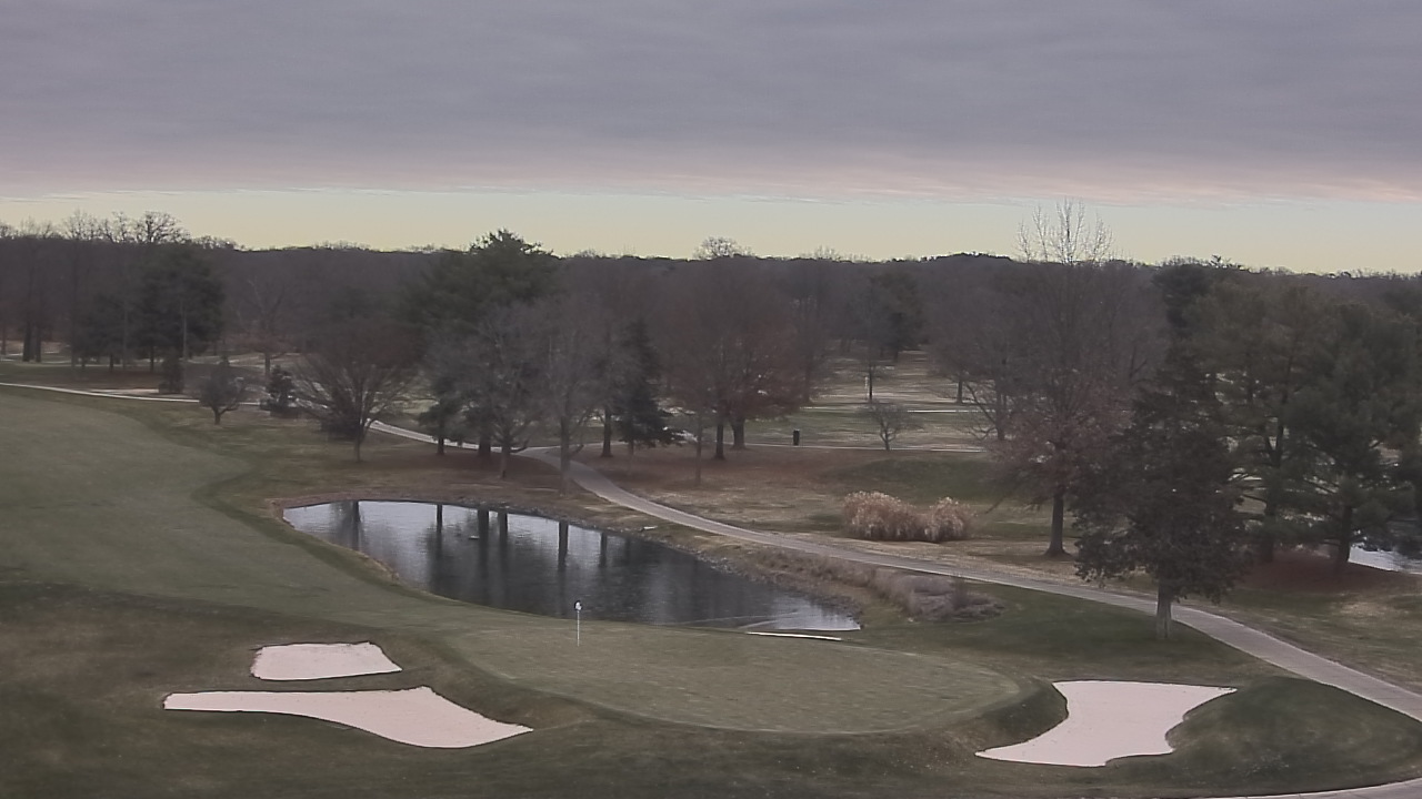 Thumbnail for current weather camera view from International Country Club in Chantilly, Virginia