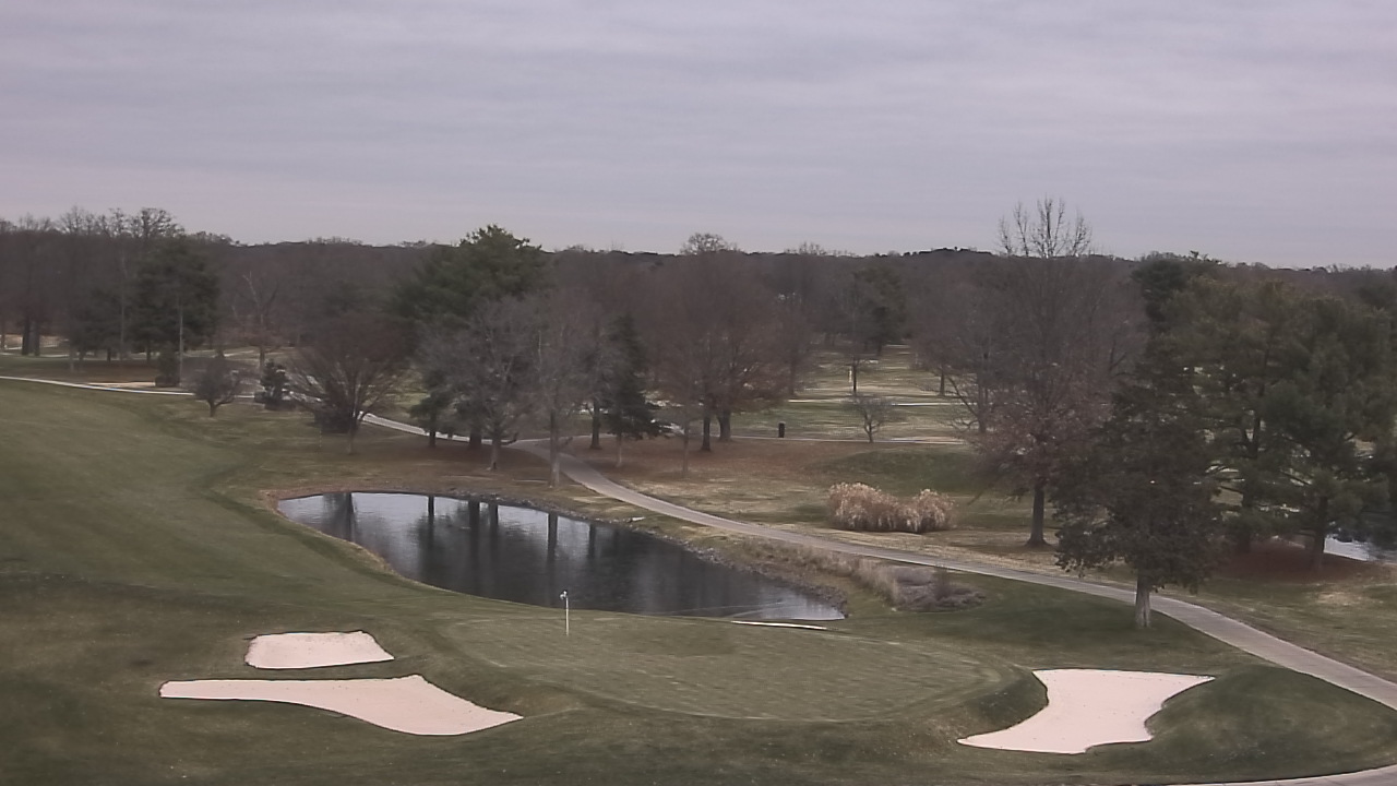 Thumbnail for current weather camera view from International Country Club in Chantilly, Virginia