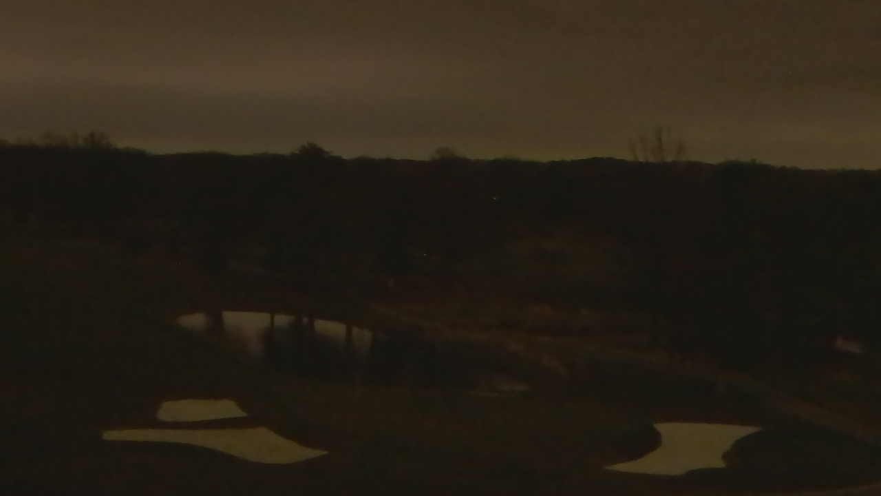 Thumbnail for current weather camera view from International Country Club in Chantilly, Virginia