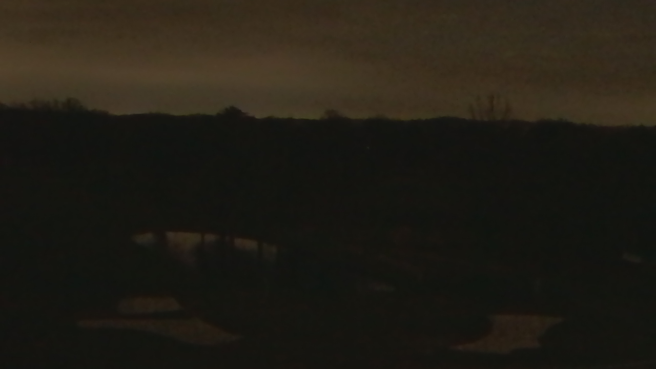 Thumbnail for current weather camera view from International Country Club in Chantilly, Virginia