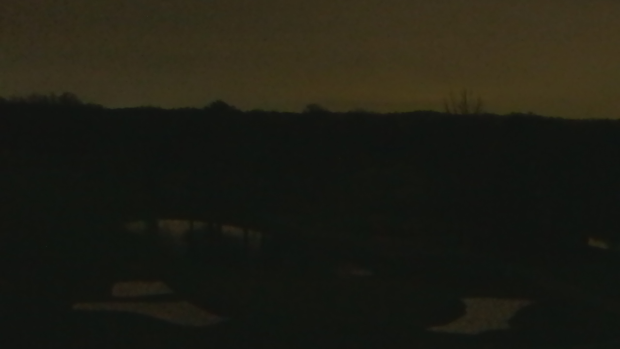 Thumbnail for current weather camera view from International Country Club in Chantilly, Virginia